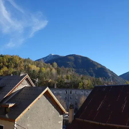Chez Petit Louis- Appart Centre Ville Jusqu'A 6 Personnes Briançon Extérieur photo